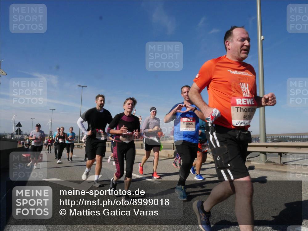 03.10.2025 - Köhlbrandbrückenlauf Matties Gatica Varas http://msf.ph/oto/8999018 03.10.2025 12:51:40 Position 2 4442, 4616 meine-sportfotos.de