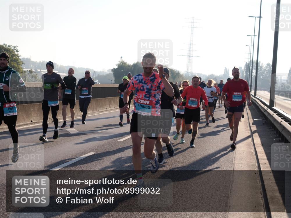 03.10.2025 - Köhlbrandbrückenlauf Fabian Wolf http://msf.ph/oto/8999032 03.10.2025 09:16:22 Position 3 1526, 1311, 1039, 1273 meine-sportfotos.de
