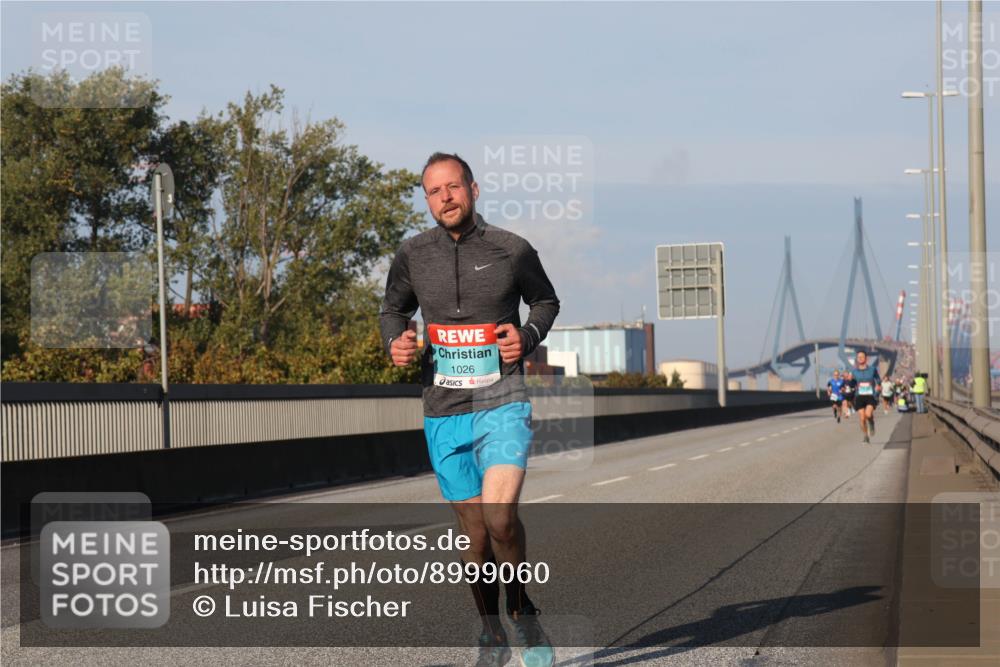 03.10.2025 - Köhlbrandbrückenlauf Luisa Fischer http://msf.ph/oto/8999060 03.10.2025 10:40:36 Position 3 1026 meine-sportfotos.de
