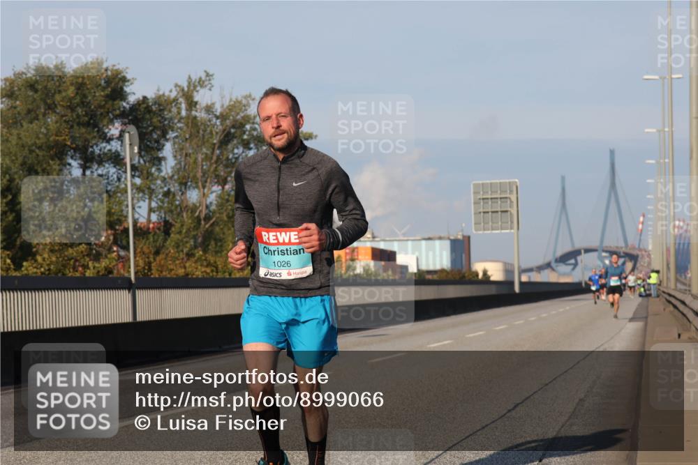 03.10.2025 - Köhlbrandbrückenlauf Luisa Fischer http://msf.ph/oto/8999066 03.10.2025 10:40:36 Position 3 1026 meine-sportfotos.de