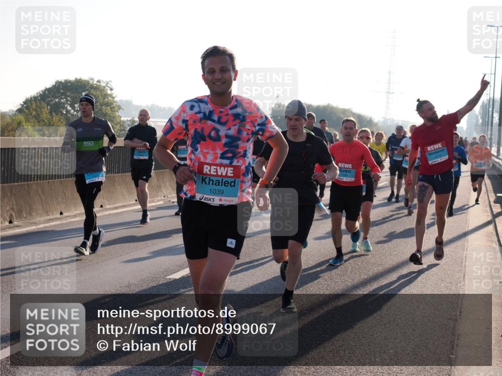 03.10.2025 - Köhlbrandbrückenlauf Fabian Wolf http://msf.ph/oto/8999067 03.10.2025 09:16:23 Position 3 1039, 1165, 1273 meine-sportfotos.de