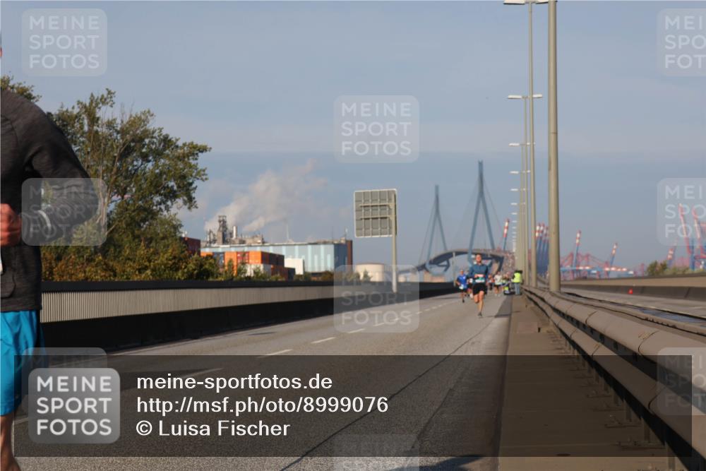 03.10.2025 - Köhlbrandbrückenlauf Luisa Fischer http://msf.ph/oto/8999076 03.10.2025 10:40:37 Position 3  meine-sportfotos.de