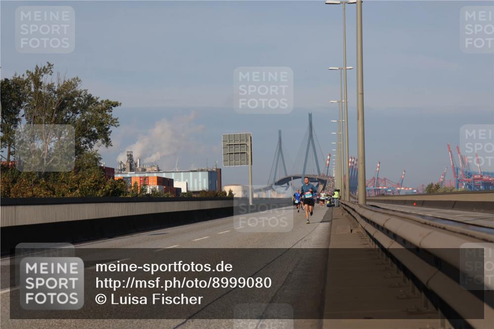 03.10.2025 - Köhlbrandbrückenlauf Luisa Fischer http://msf.ph/oto/8999080 03.10.2025 10:40:37 Position 3  meine-sportfotos.de