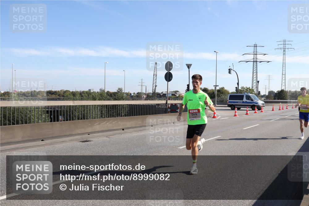 03.10.2025 - Köhlbrandbrückenlauf Julia Fischer http://msf.ph/oto/8999082 03.10.2025 12:10:37 Position 3 6248 meine-sportfotos.de
