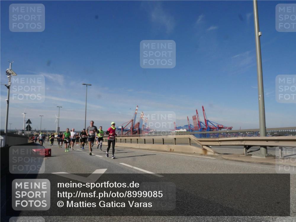 03.10.2025 - Köhlbrandbrückenlauf Matties Gatica Varas http://msf.ph/oto/8999085 03.10.2025 12:51:47 Position 2  meine-sportfotos.de