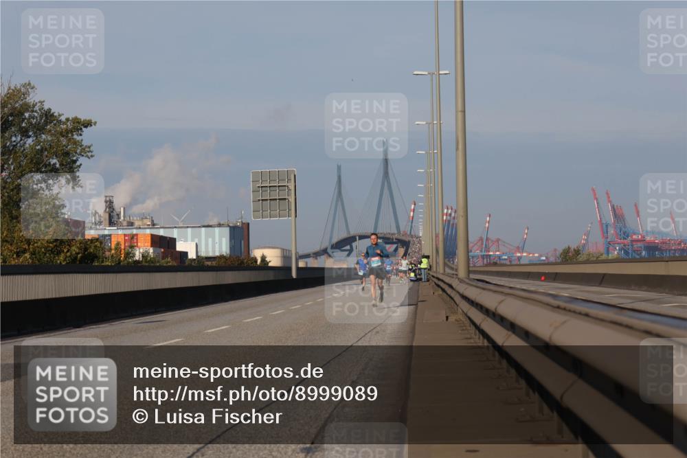 03.10.2025 - Köhlbrandbrückenlauf Luisa Fischer http://msf.ph/oto/8999089 03.10.2025 10:40:38 Position 3  meine-sportfotos.de