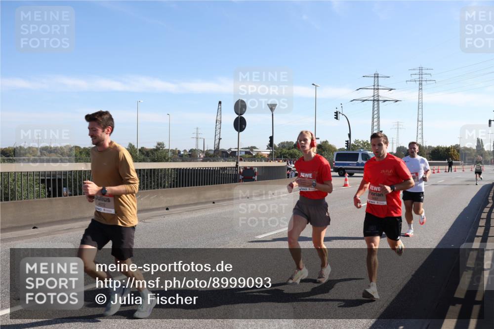 03.10.2025 - Köhlbrandbrückenlauf Julia Fischer http://msf.ph/oto/8999093 03.10.2025 12:10:41 Position 3  meine-sportfotos.de
