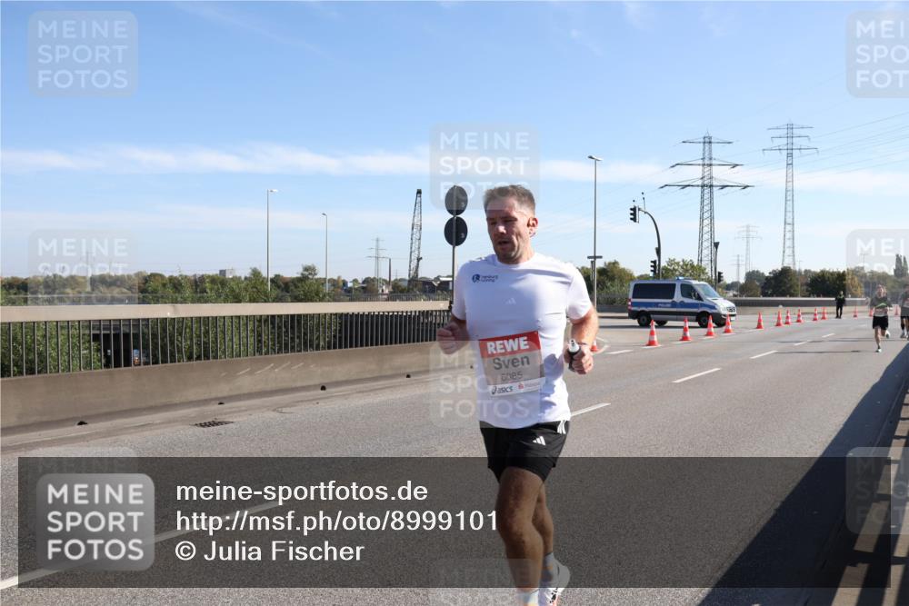 03.10.2025 - Köhlbrandbrückenlauf Julia Fischer http://msf.ph/oto/8999101 03.10.2025 12:10:43 Position 3 6085 meine-sportfotos.de