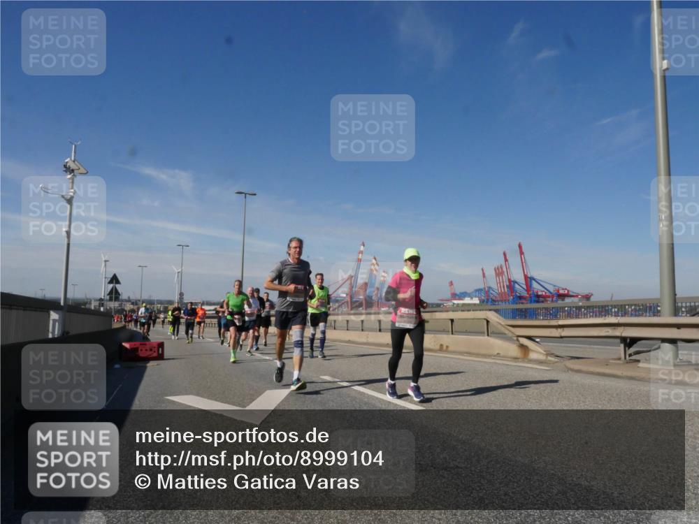 03.10.2025 - Köhlbrandbrückenlauf Matties Gatica Varas http://msf.ph/oto/8999104 03.10.2025 12:51:48 Position 2  meine-sportfotos.de