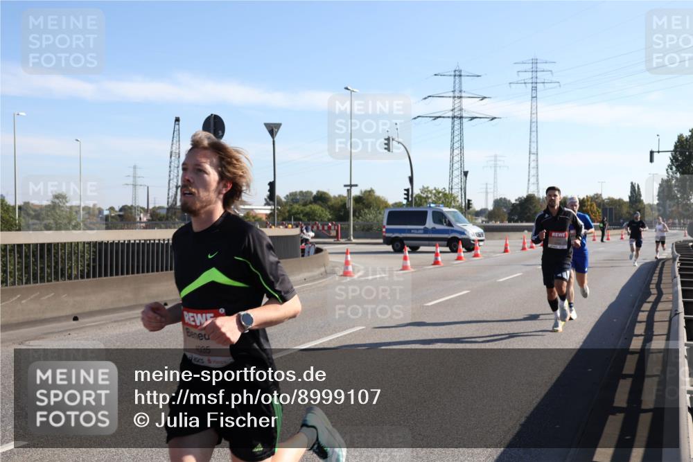 03.10.2025 - Köhlbrandbrückenlauf Julia Fischer http://msf.ph/oto/8999107 03.10.2025 12:10:48 Position 3 4035 meine-sportfotos.de
