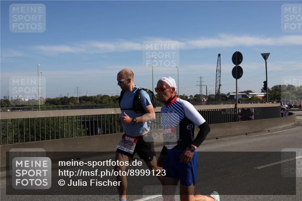 03.10.2025 - Köhlbrandbrückenlauf Julia Fischer http://msf.ph/oto/8999123 03.10.2025 12:11:00 Position 3 4017, 6552 meine-sportfotos.de