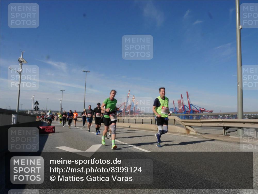 03.10.2025 - Köhlbrandbrückenlauf Matties Gatica Varas http://msf.ph/oto/8999124 03.10.2025 12:51:50 Position 2 1111 meine-sportfotos.de