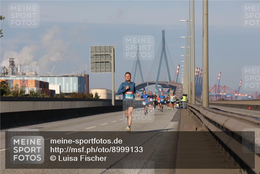 03.10.2025 - Köhlbrandbrückenlauf Luisa Fischer http://msf.ph/oto/8999133 03.10.2025 10:40:41 Position 3 4 meine-sportfotos.de