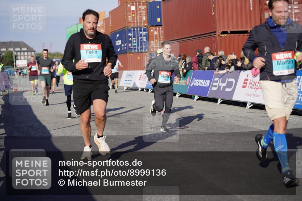 03.10.2025 - Köhlbrandbrückenlauf Michael Burmester http://msf.ph/oto/8999136 03.10.2025 10:03:39 Ziel 1216, 1309, 1351, 1353, 2767, 3073, 3235, 3236, 3245, 3251, 3462, 3465, 3659, 3708, 3710, 3804, 3825 meine-sportfotos.de