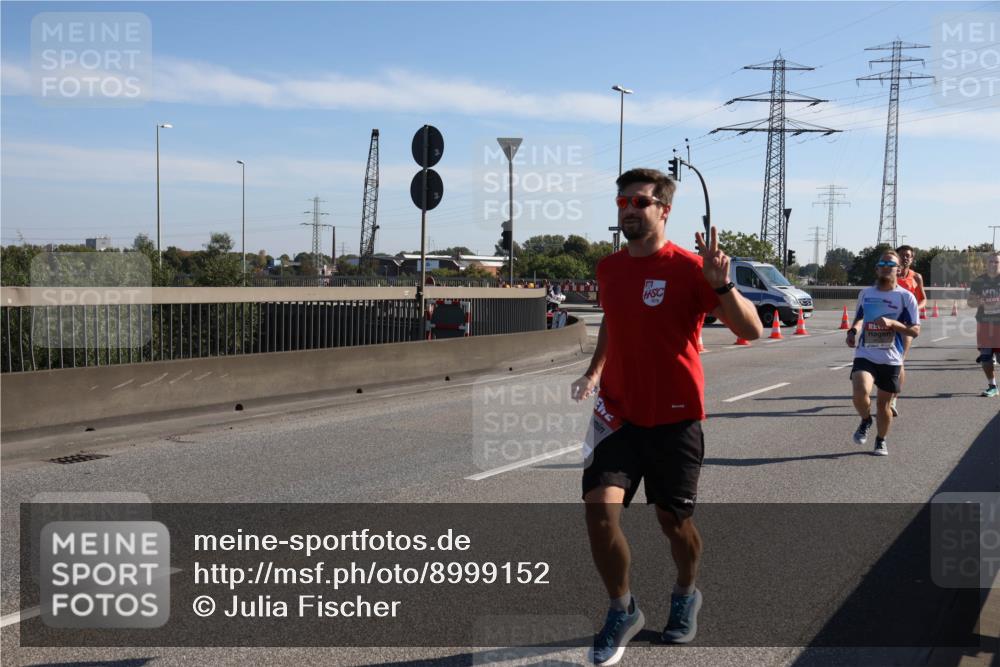 03.10.2025 - Köhlbrandbrückenlauf Julia Fischer http://msf.ph/oto/8999152 03.10.2025 12:11:20 Position 3 77 meine-sportfotos.de