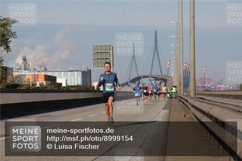 03.10.2025 - Köhlbrandbrückenlauf Luisa Fischer http://msf.ph/oto/8999154 03.10.2025 10:40:42 Position 3  meine-sportfotos.de