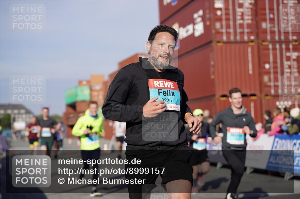 03.10.2025 - Köhlbrandbrückenlauf Michael Burmester http://msf.ph/oto/8999157 03.10.2025 10:03:39 Ziel 1216, 1309, 1351, 1353, 2767, 3073, 3235, 3236, 3245, 3251, 3462, 3465, 3659, 3708, 3710, 3804, 3825 meine-sportfotos.de