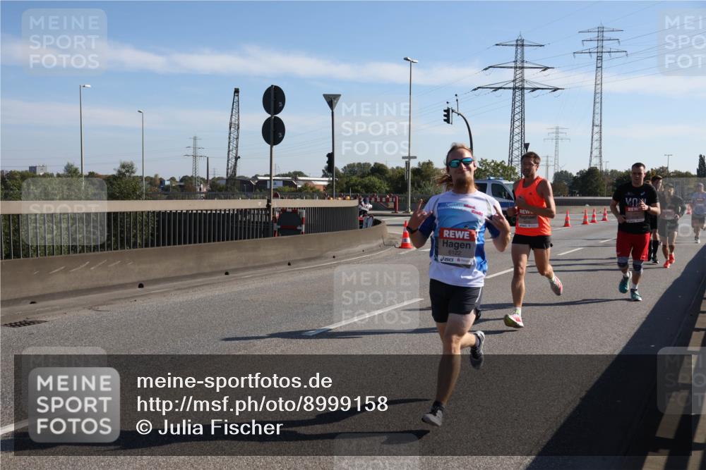 03.10.2025 - Köhlbrandbrückenlauf Julia Fischer http://msf.ph/oto/8999158 03.10.2025 12:11:21 Position 3 6122 meine-sportfotos.de