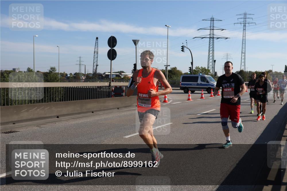 03.10.2025 - Köhlbrandbrückenlauf Julia Fischer http://msf.ph/oto/8999162 03.10.2025 12:11:22 Position 3 4019 meine-sportfotos.de