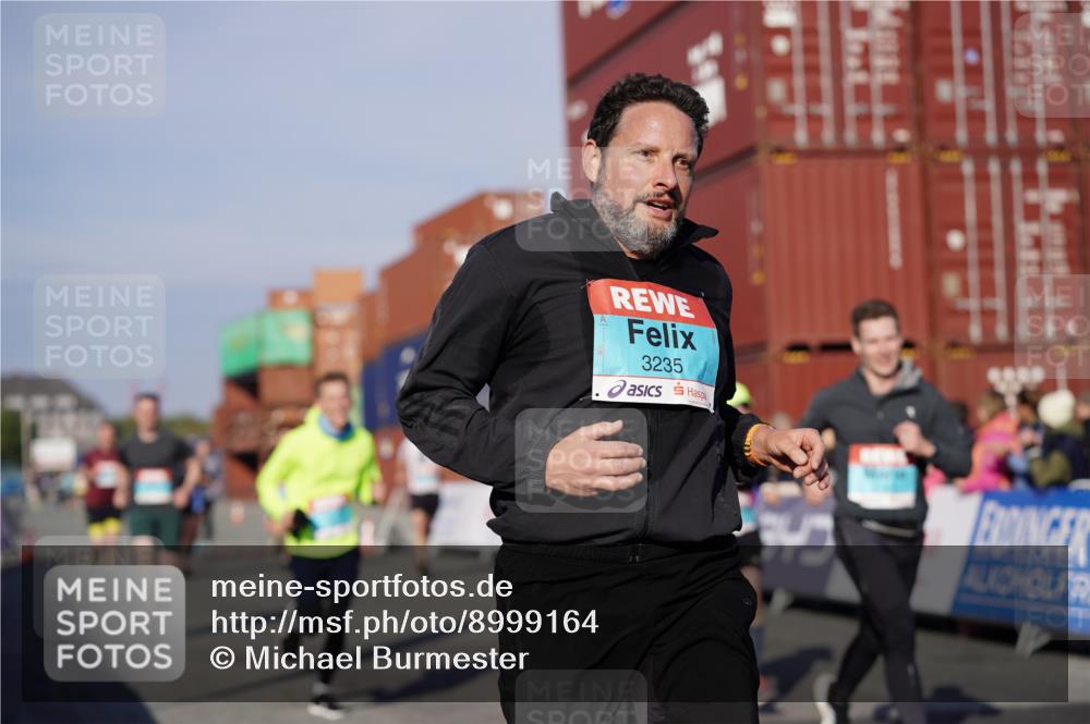 03.10.2025 - Köhlbrandbrückenlauf Michael Burmester http://msf.ph/oto/8999164 03.10.2025 10:03:40 Ziel 1216, 1309, 1351, 1353, 2767, 3073, 3235, 3236, 3245, 3251, 3462, 3465, 3659, 3708, 3710, 3804, 3825 meine-sportfotos.de