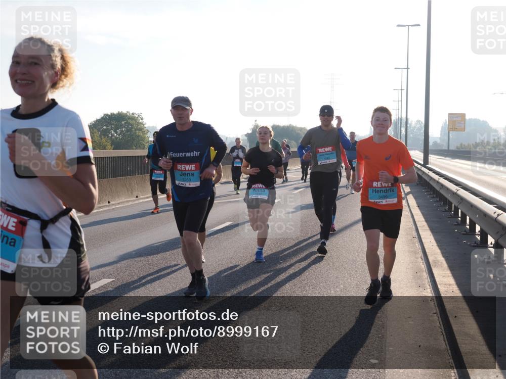 03.10.2025 - Köhlbrandbrückenlauf Fabian Wolf http://msf.ph/oto/8999167 03.10.2025 09:16:30 Position 3 1250, 1245, 3496 meine-sportfotos.de