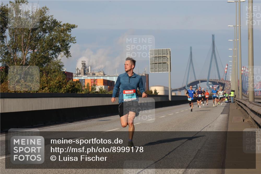 03.10.2025 - Köhlbrandbrückenlauf Luisa Fischer http://msf.ph/oto/8999178 03.10.2025 10:40:44 Position 3 3350 meine-sportfotos.de