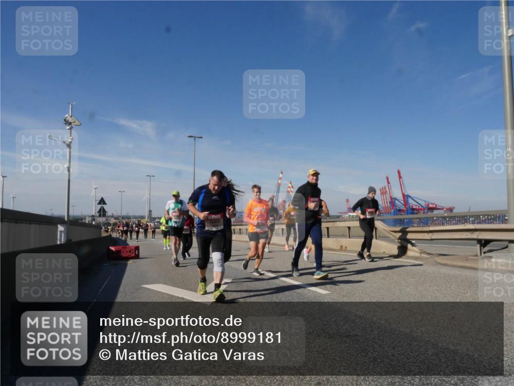 03.10.2025 - Köhlbrandbrückenlauf Matties Gatica Varas http://msf.ph/oto/8999181 03.10.2025 12:51:56 Position 2 18 meine-sportfotos.de