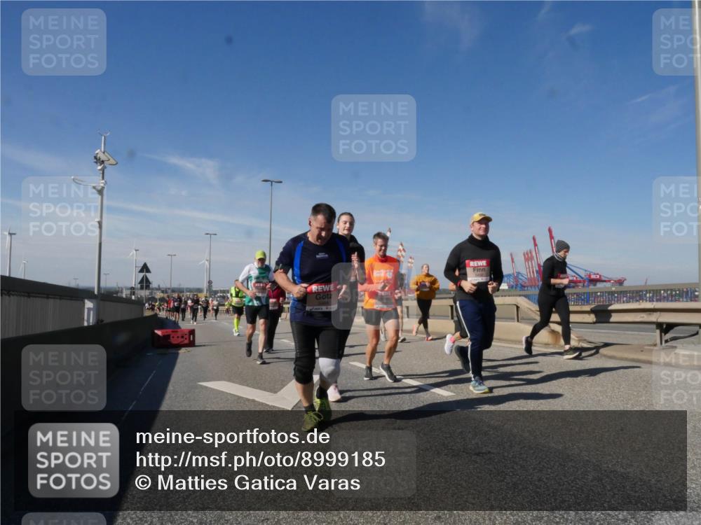 03.10.2025 - Köhlbrandbrückenlauf Matties Gatica Varas http://msf.ph/oto/8999185 03.10.2025 12:51:56 Position 2  meine-sportfotos.de