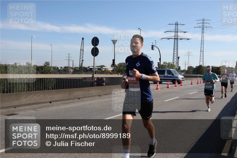 03.10.2025 - Köhlbrandbrückenlauf Julia Fischer http://msf.ph/oto/8999189 03.10.2025 12:11:28 Position 3 4104 meine-sportfotos.de