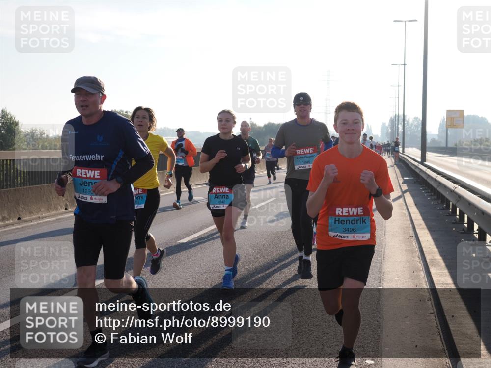 03.10.2025 - Köhlbrandbrückenlauf Fabian Wolf http://msf.ph/oto/8999190 03.10.2025 09:16:30 Position 3 1250, 333, 1242, 1245, 3496 meine-sportfotos.de