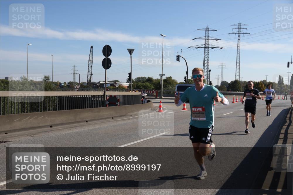 03.10.2025 - Köhlbrandbrückenlauf Julia Fischer http://msf.ph/oto/8999197 03.10.2025 12:11:30 Position 3 4155 meine-sportfotos.de