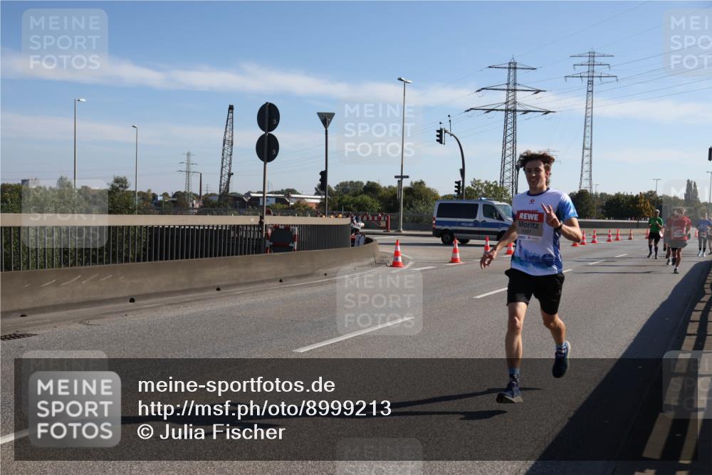 03.10.2025 - Köhlbrandbrückenlauf Julia Fischer http://msf.ph/oto/8999213 03.10.2025 12:11:33 Position 3  meine-sportfotos.de