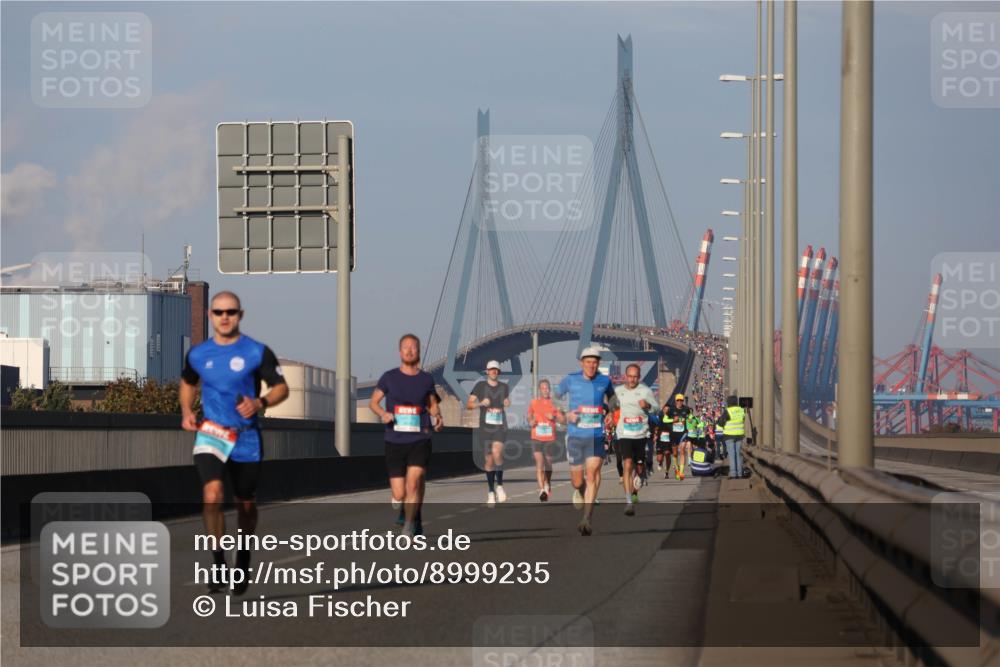 03.10.2025 - Köhlbrandbrückenlauf Luisa Fischer http://msf.ph/oto/8999235 03.10.2025 10:40:50 Position 3  meine-sportfotos.de