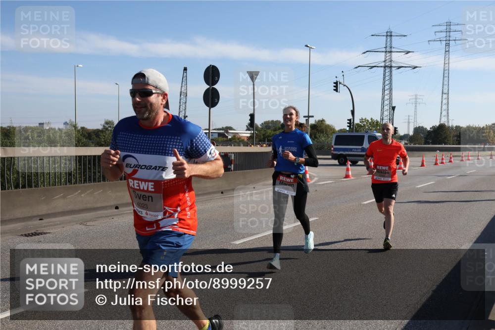 03.10.2025 - Köhlbrandbrückenlauf Julia Fischer http://msf.ph/oto/8999257 03.10.2025 12:11:41 Position 3 4023 meine-sportfotos.de