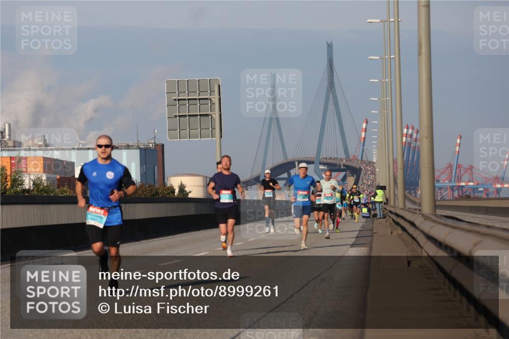 03.10.2025 - Köhlbrandbrückenlauf Luisa Fischer http://msf.ph/oto/8999261 03.10.2025 10:40:52 Position 3  meine-sportfotos.de