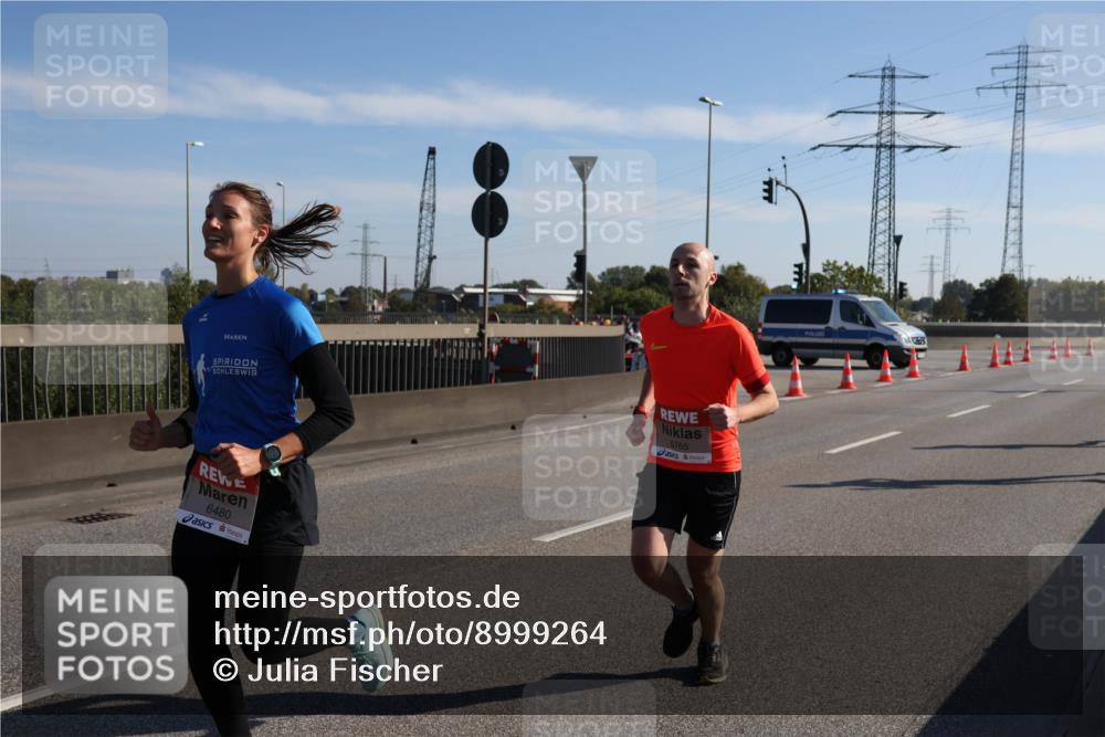 03.10.2025 - Köhlbrandbrückenlauf Julia Fischer http://msf.ph/oto/8999264 03.10.2025 12:11:42 Position 3 6480, 5765 meine-sportfotos.de