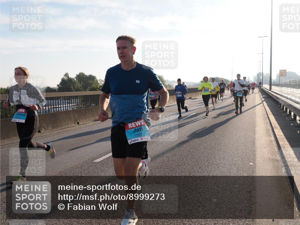 03.10.2025 - Köhlbrandbrückenlauf Fabian Wolf http://msf.ph/oto/8999273 03.10.2025 09:16:35 Position 3 3278, 1357 meine-sportfotos.de