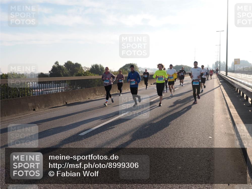 03.10.2025 - Köhlbrandbrückenlauf Fabian Wolf http://msf.ph/oto/8999306 03.10.2025 09:16:36 Position 3  meine-sportfotos.de