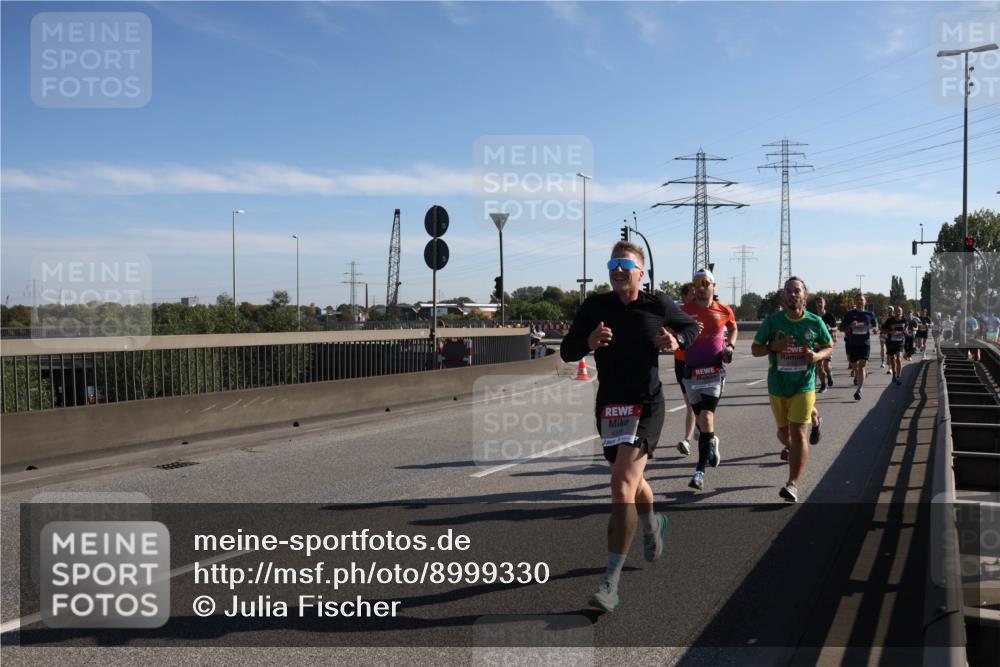 03.10.2025 - Köhlbrandbrückenlauf Julia Fischer http://msf.ph/oto/8999330 03.10.2025 12:12:02 Position 3  meine-sportfotos.de