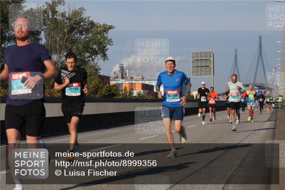 03.10.2025 - Köhlbrandbrückenlauf Luisa Fischer http://msf.ph/oto/8999356 03.10.2025 10:41:00 Position 3 3809, 2722 meine-sportfotos.de
