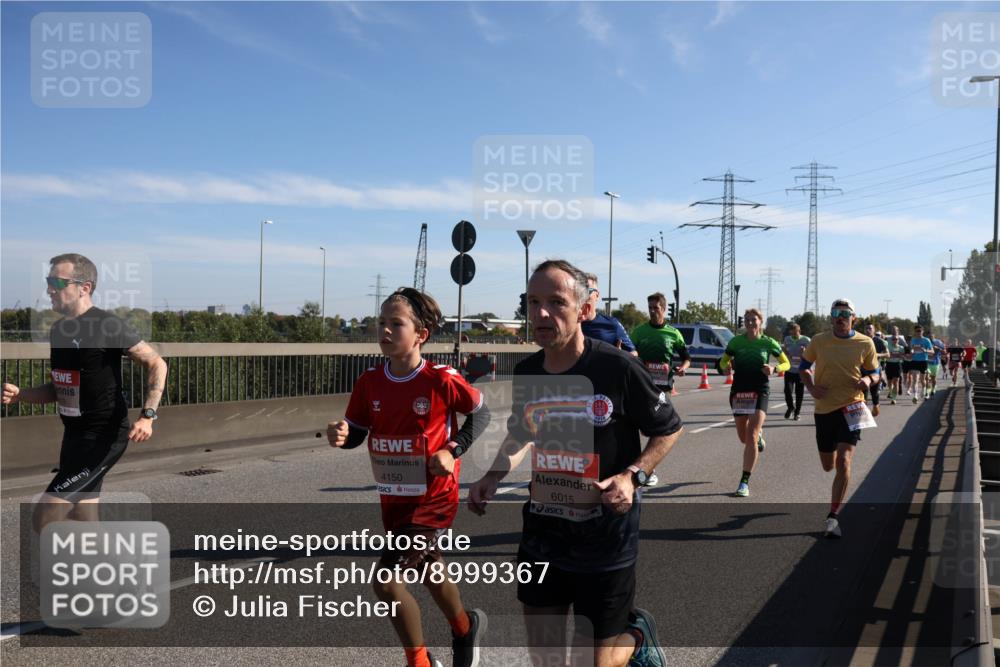 03.10.2025 - Köhlbrandbrückenlauf Julia Fischer http://msf.ph/oto/8999367 03.10.2025 12:12:06 Position 3 4150, 6015 meine-sportfotos.de