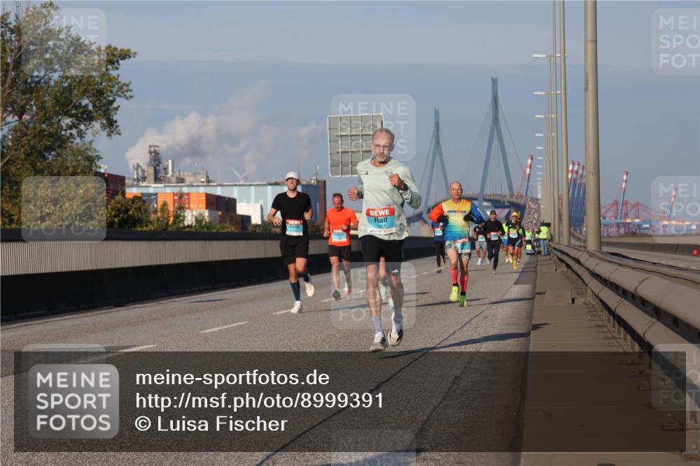03.10.2025 - Köhlbrandbrückenlauf Luisa Fischer http://msf.ph/oto/8999391 03.10.2025 10:41:02 Position 3  meine-sportfotos.de
