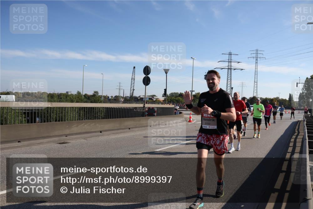 03.10.2025 - Köhlbrandbrückenlauf Julia Fischer http://msf.ph/oto/8999397 03.10.2025 12:12:14 Position 3  meine-sportfotos.de