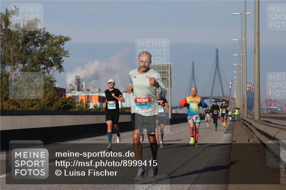 03.10.2025 - Köhlbrandbrückenlauf Luisa Fischer http://msf.ph/oto/8999415 03.10.2025 10:41:04 Position 3 3267 meine-sportfotos.de
