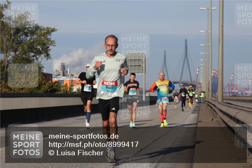 03.10.2025 - Köhlbrandbrückenlauf Luisa Fischer http://msf.ph/oto/8999417 03.10.2025 10:41:04 Position 3 3267 meine-sportfotos.de