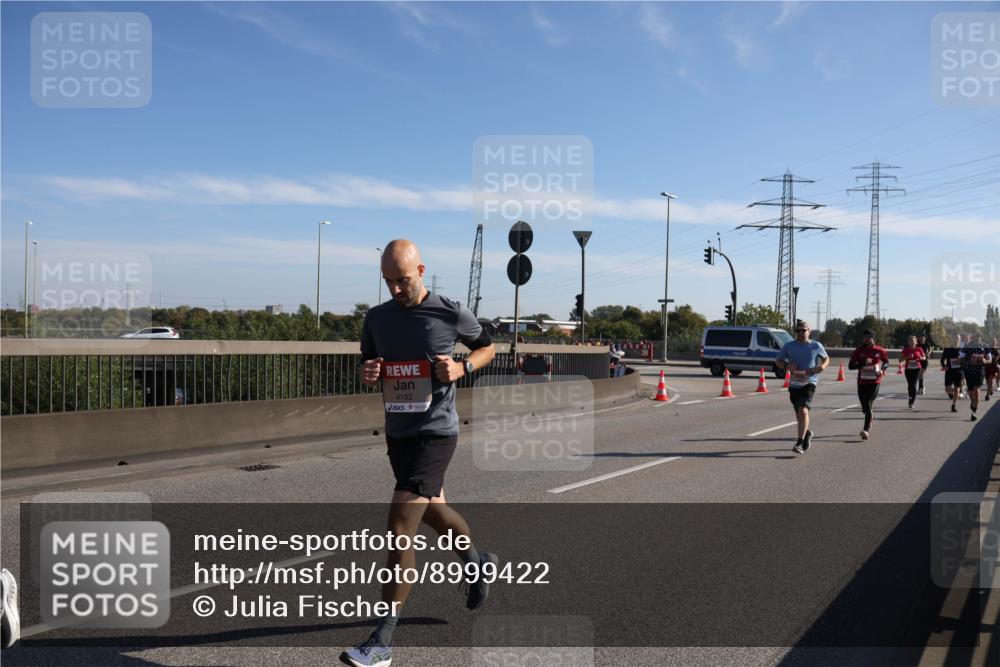 03.10.2025 - Köhlbrandbrückenlauf Julia Fischer http://msf.ph/oto/8999422 03.10.2025 12:12:20 Position 3 4192 meine-sportfotos.de
