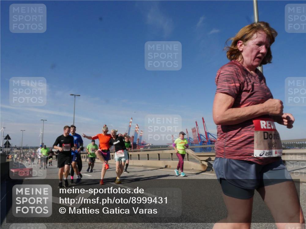 03.10.2025 - Köhlbrandbrückenlauf Matties Gatica Varas http://msf.ph/oto/8999431 03.10.2025 12:52:19 Position 2 5167 meine-sportfotos.de