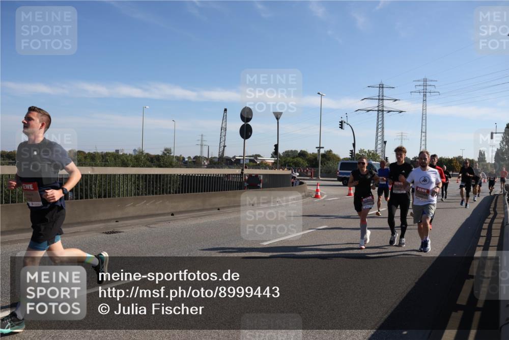 03.10.2025 - Köhlbrandbrückenlauf Julia Fischer http://msf.ph/oto/8999443 03.10.2025 12:12:28 Position 3  meine-sportfotos.de