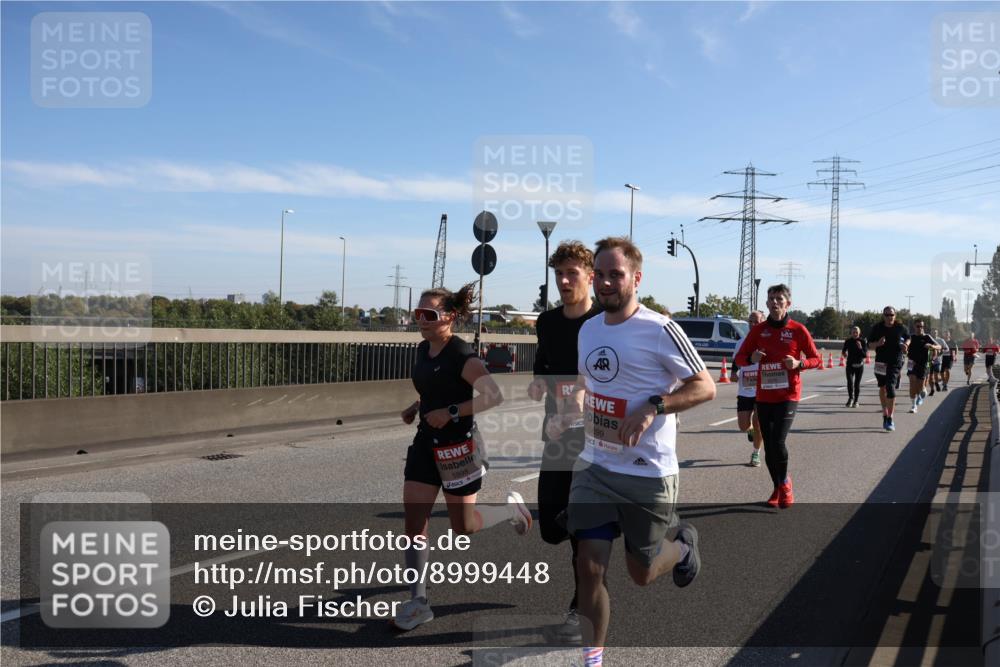 03.10.2025 - Köhlbrandbrückenlauf Julia Fischer http://msf.ph/oto/8999448 03.10.2025 12:12:29 Position 3 5898, 5699 meine-sportfotos.de
