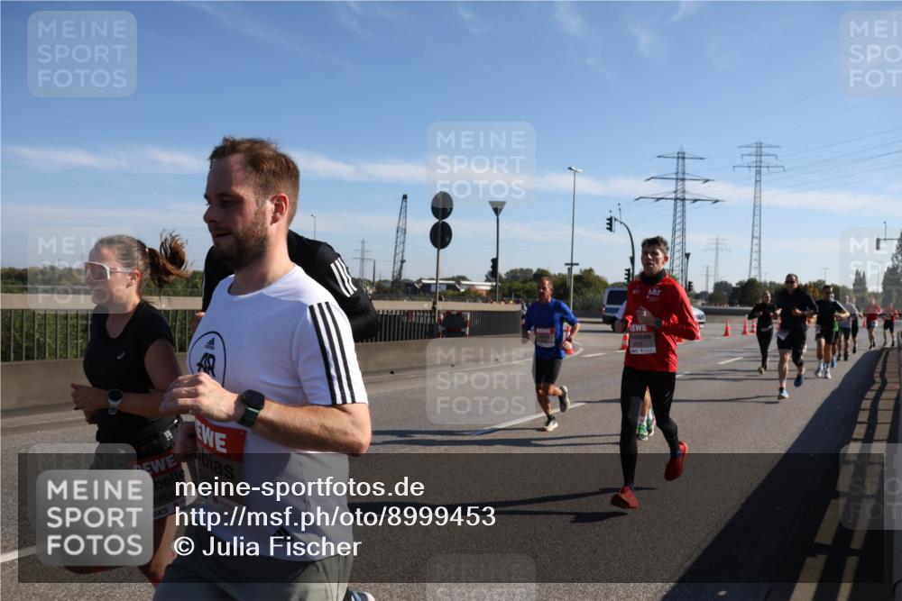 03.10.2025 - Köhlbrandbrückenlauf Julia Fischer http://msf.ph/oto/8999453 03.10.2025 12:12:30 Position 3 699, 5898 meine-sportfotos.de